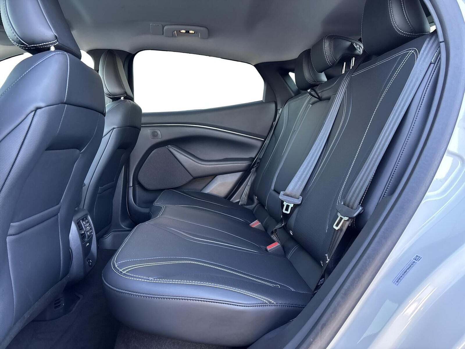 Ford Mustang Mach-E 75 Standard Range