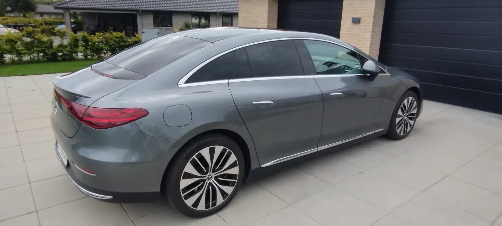 Mercedes EQE 350+ 215KW