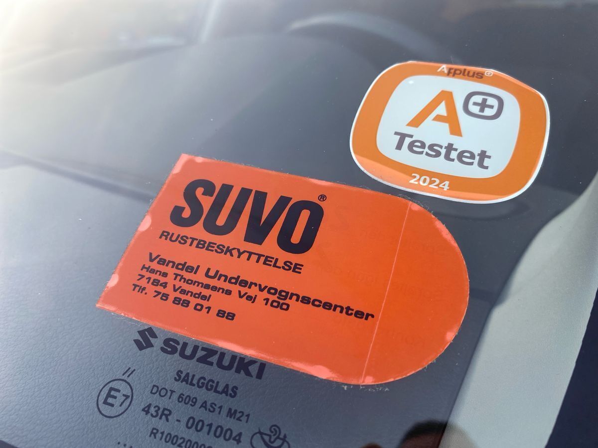 Sort Suzuki Vitara fra 2020