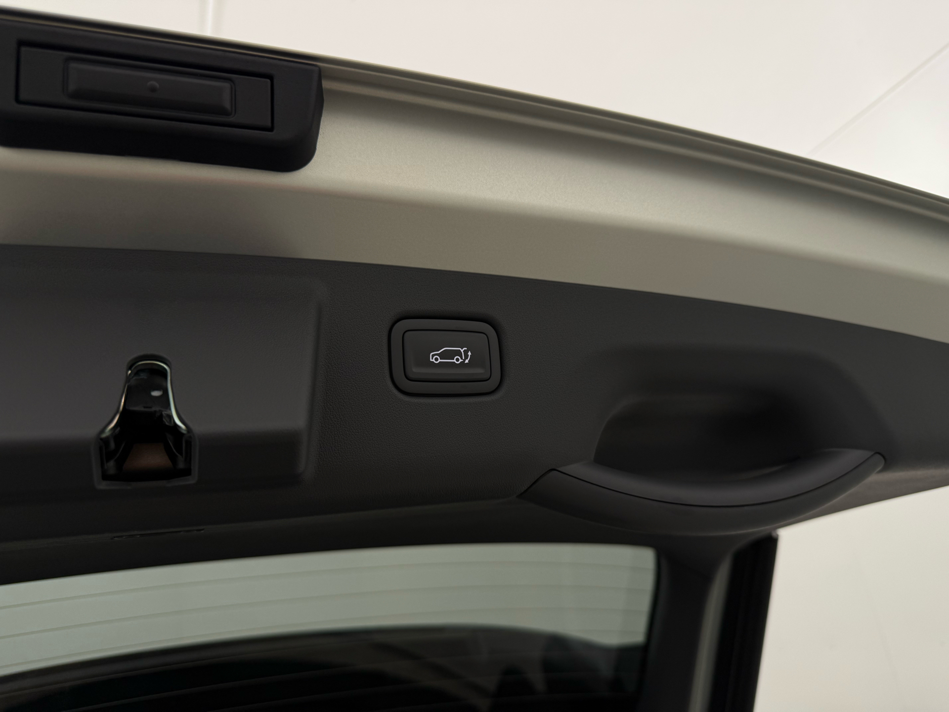 Sølv Kia EV3 fra 2025