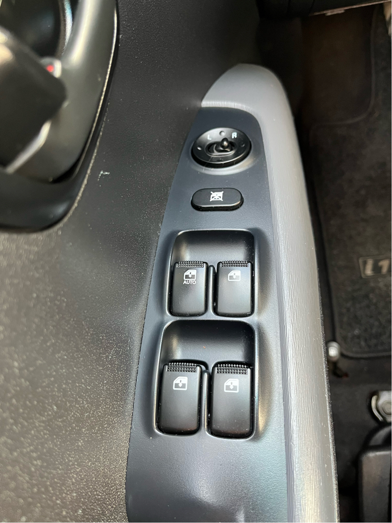 Rød Hyundai i10 fra 2011