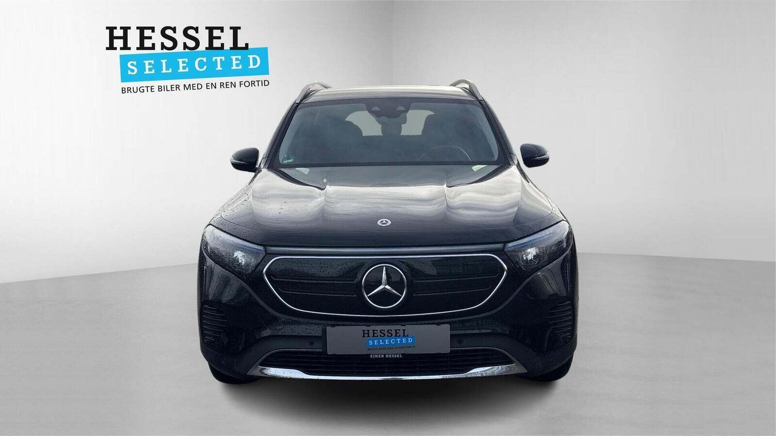 Sort Mercedes EQB250+ fra 2023