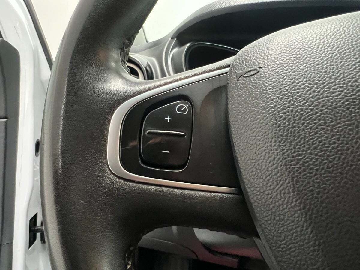 Hvid Renault Captur fra 2019