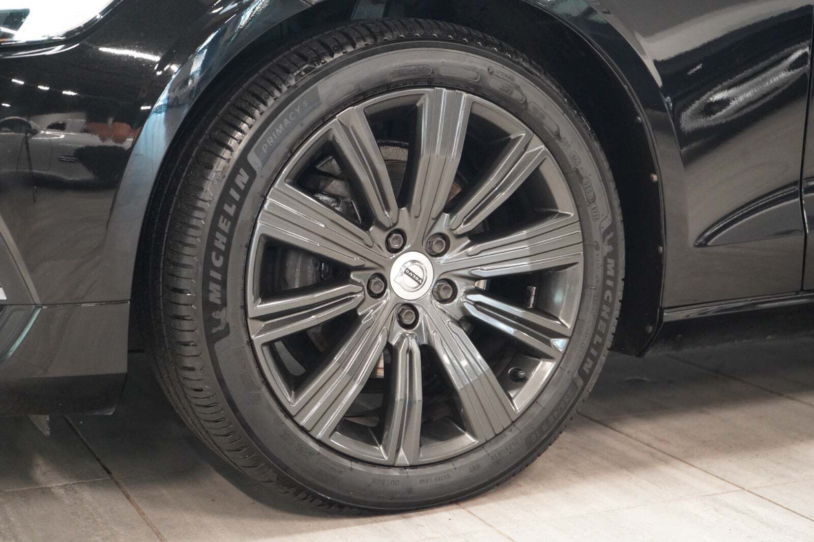 Sort Volvo V60 fra 2021