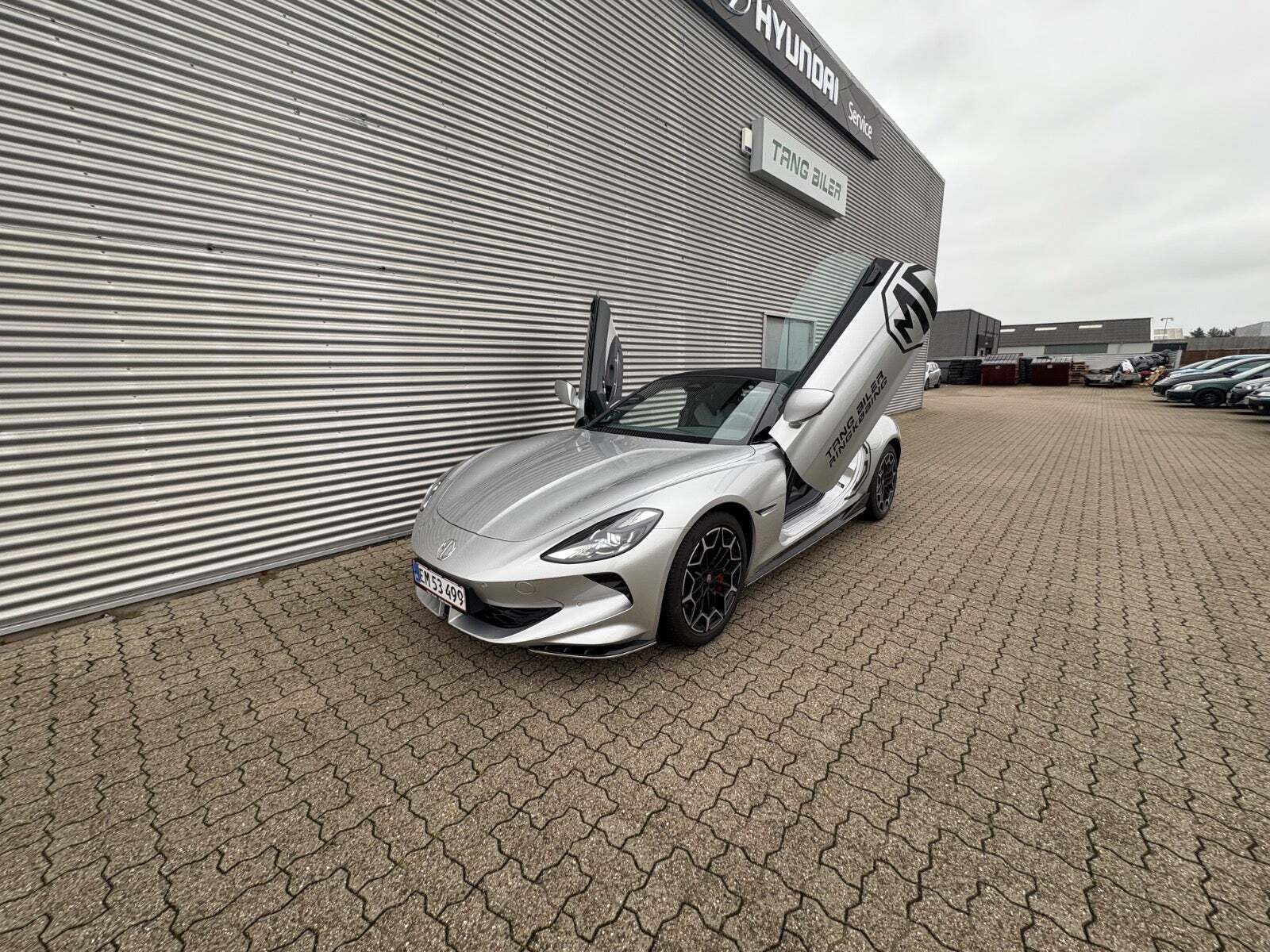 MG Cyberster Trophy Long Range