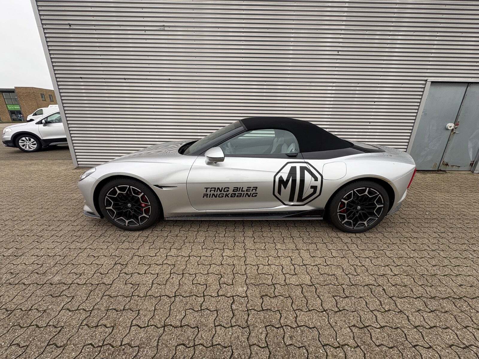 MG Cyberster Trophy Long Range