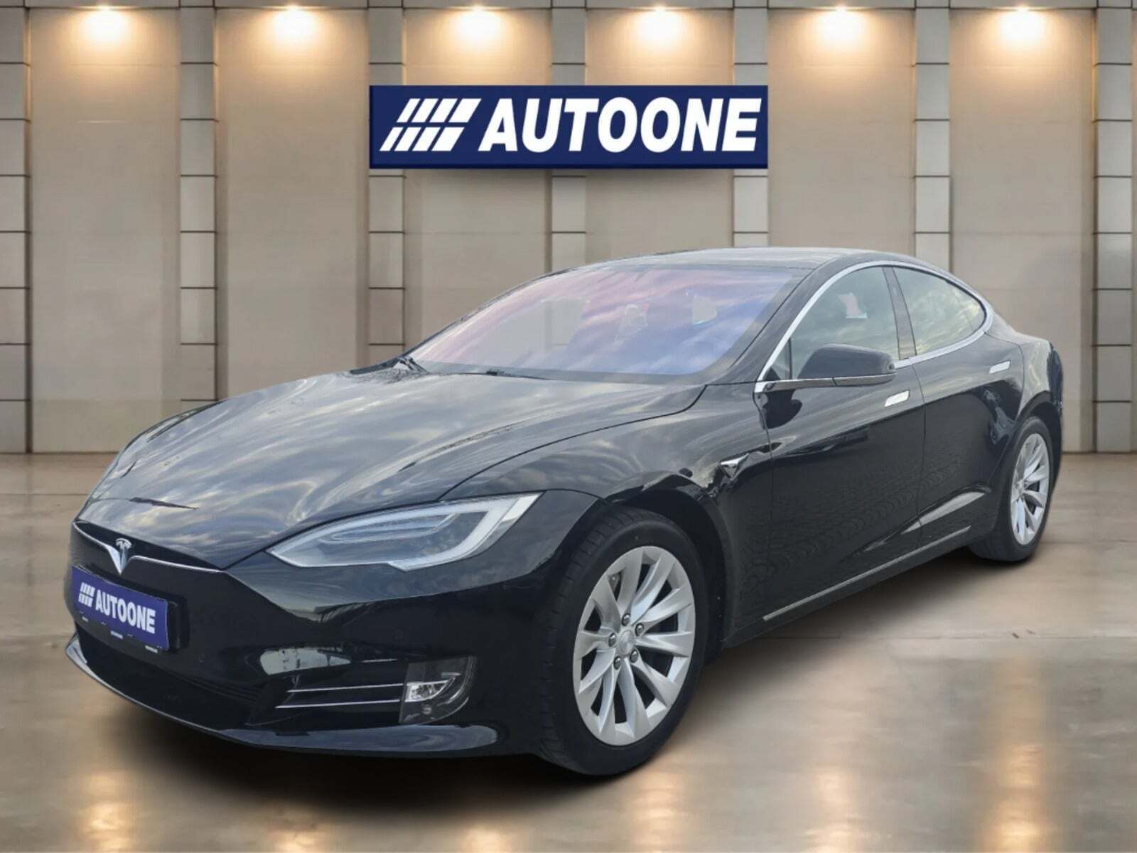 Tesla Model S 75D