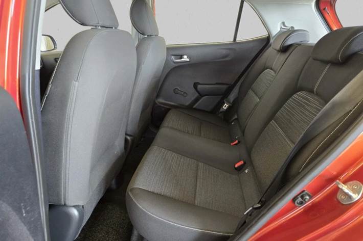 Orange Kia Picanto fra 2018