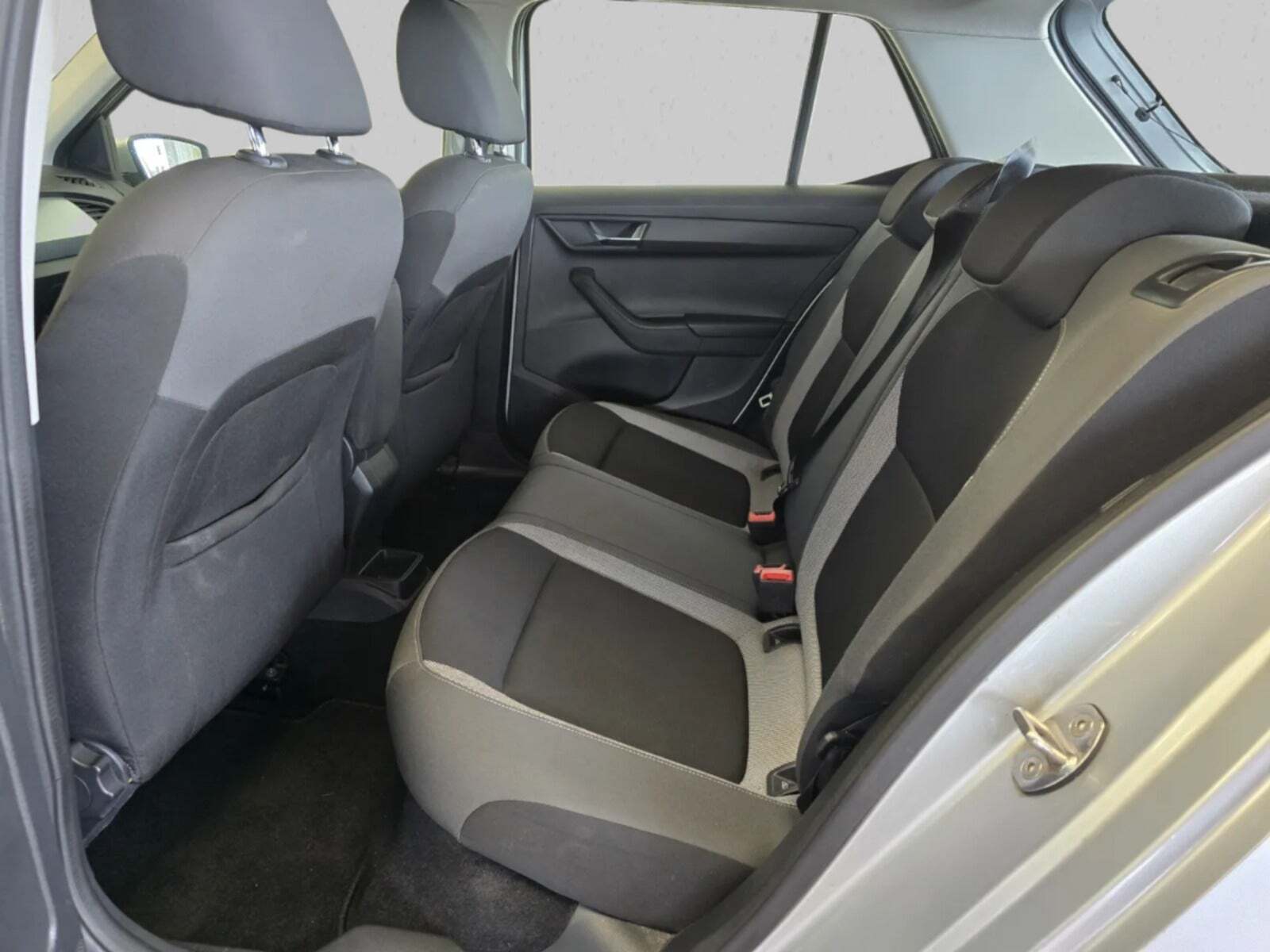 Sølv Skoda Fabia fra 2017