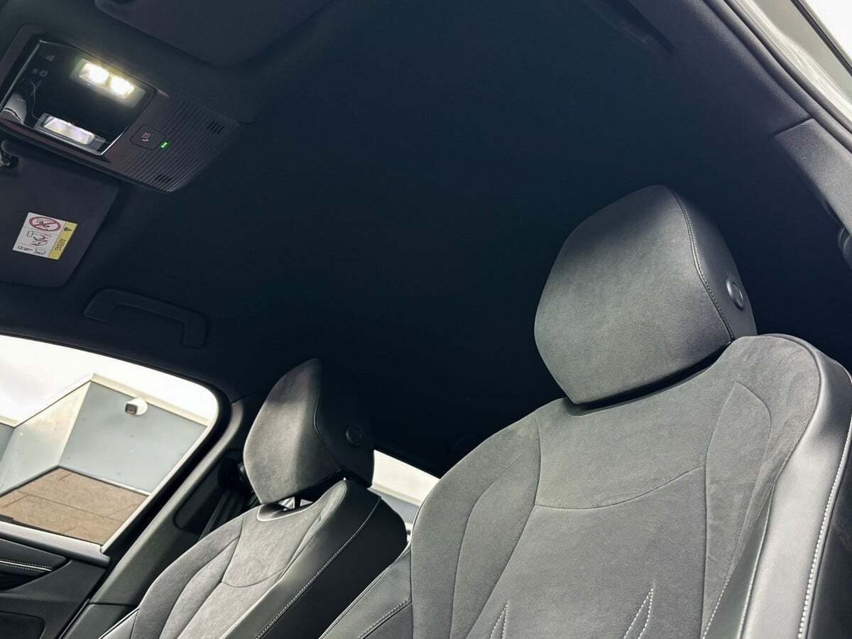 Hvid VW ID.7 fra 2025