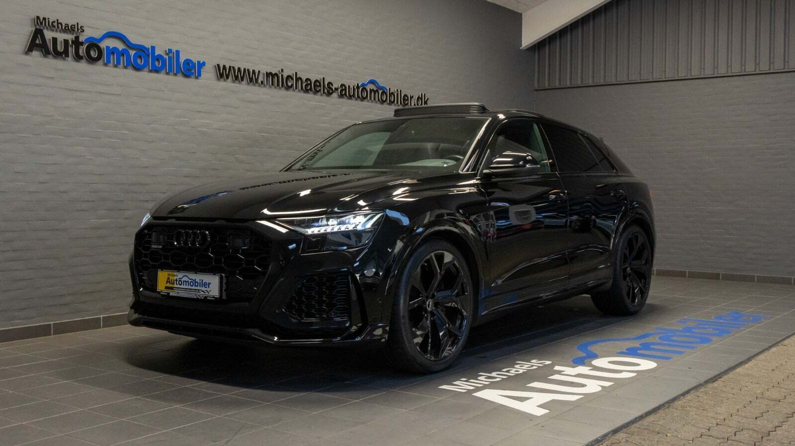 Sort Audi RS Q8 fra 2022