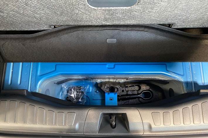 Blå Ford Explorer fra 2024