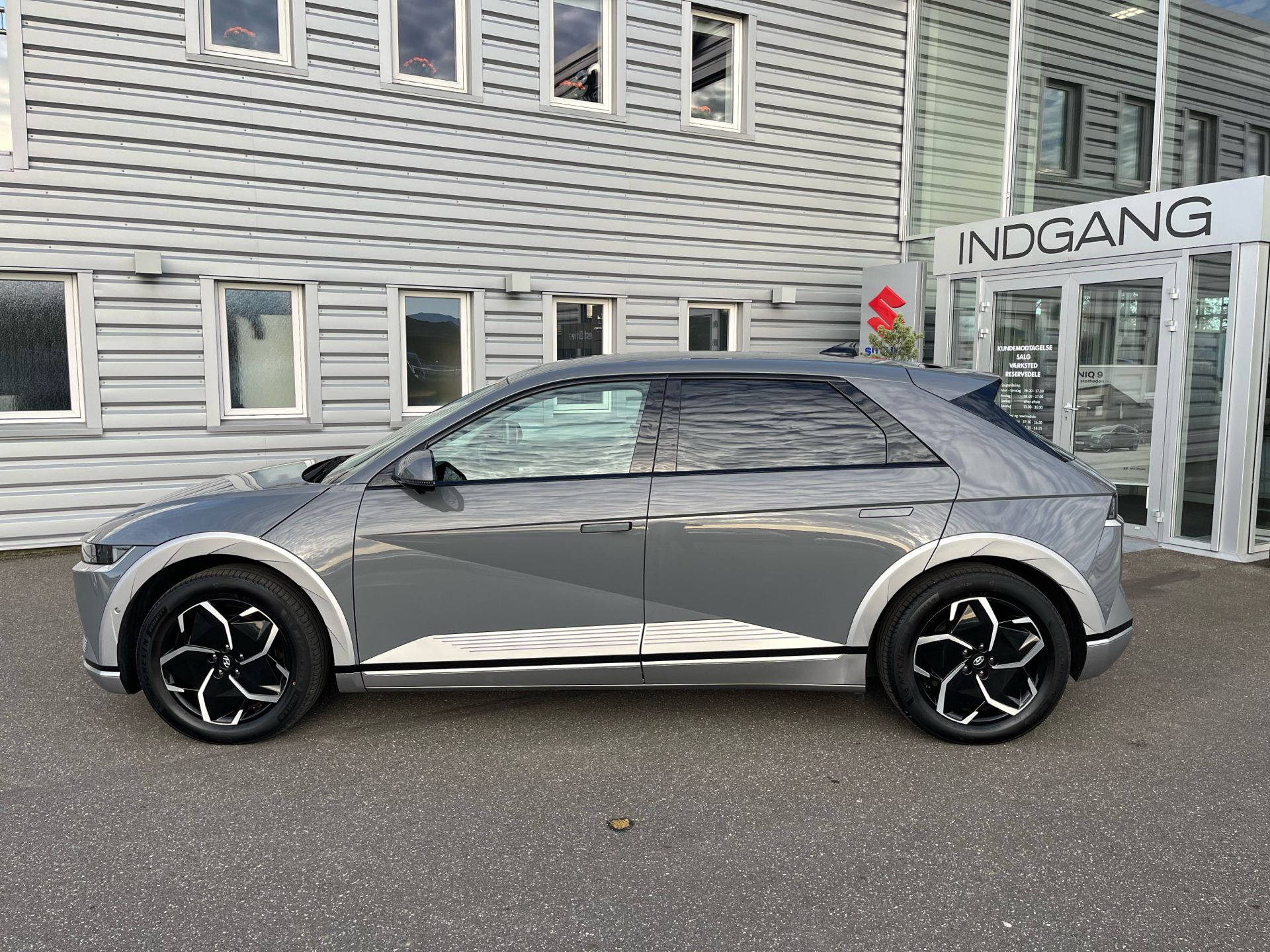 Hyundai Ioniq 5 Electric 72,6 kWh Ultimate 4WD 306HK 5d Aut.