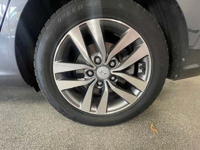 Hyundai i30 1,4 T-GDi Trend stc. DCT