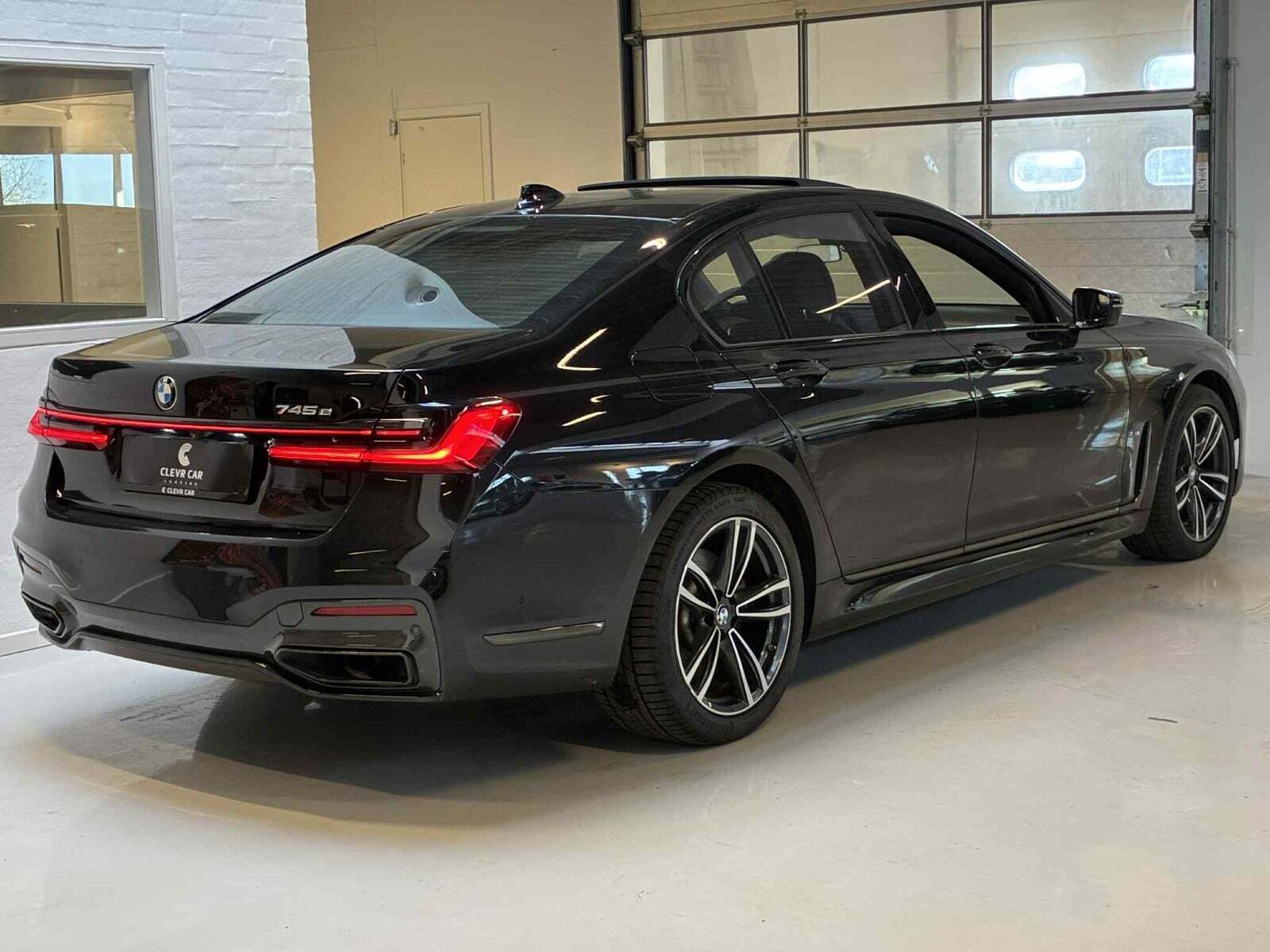 BMW 745e