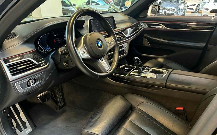 BMW 745e