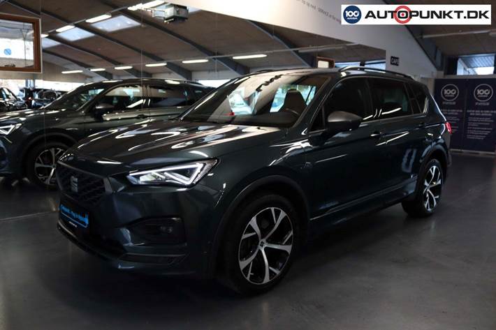 Grøn Seat Tarraco fra 2021 set udefra