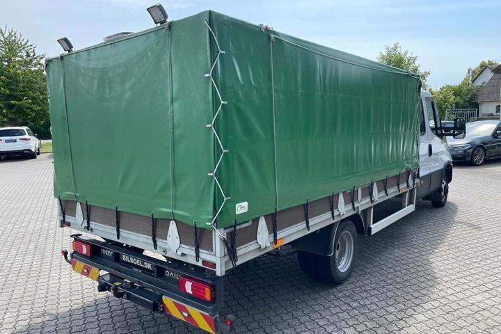 Hvid Iveco Daily fra 2022
