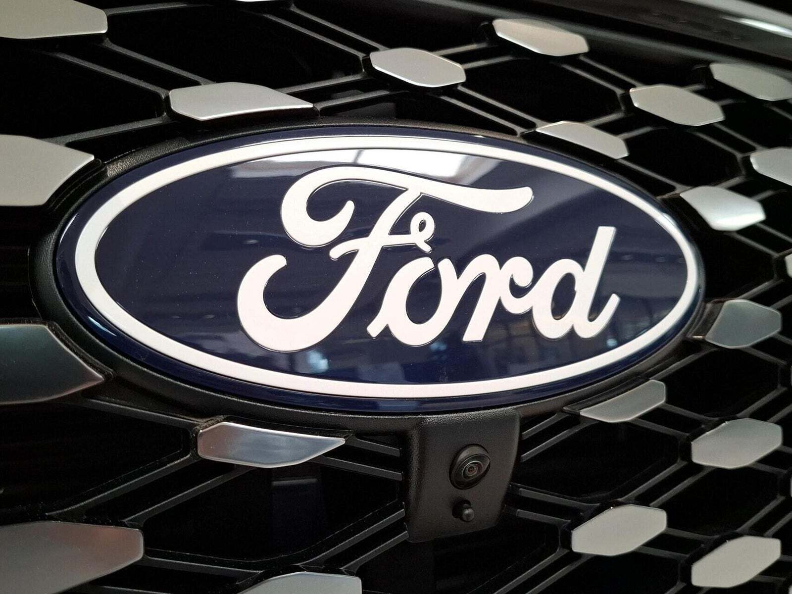 Sort Ford E-Tourneo Custom 340L fra 2025