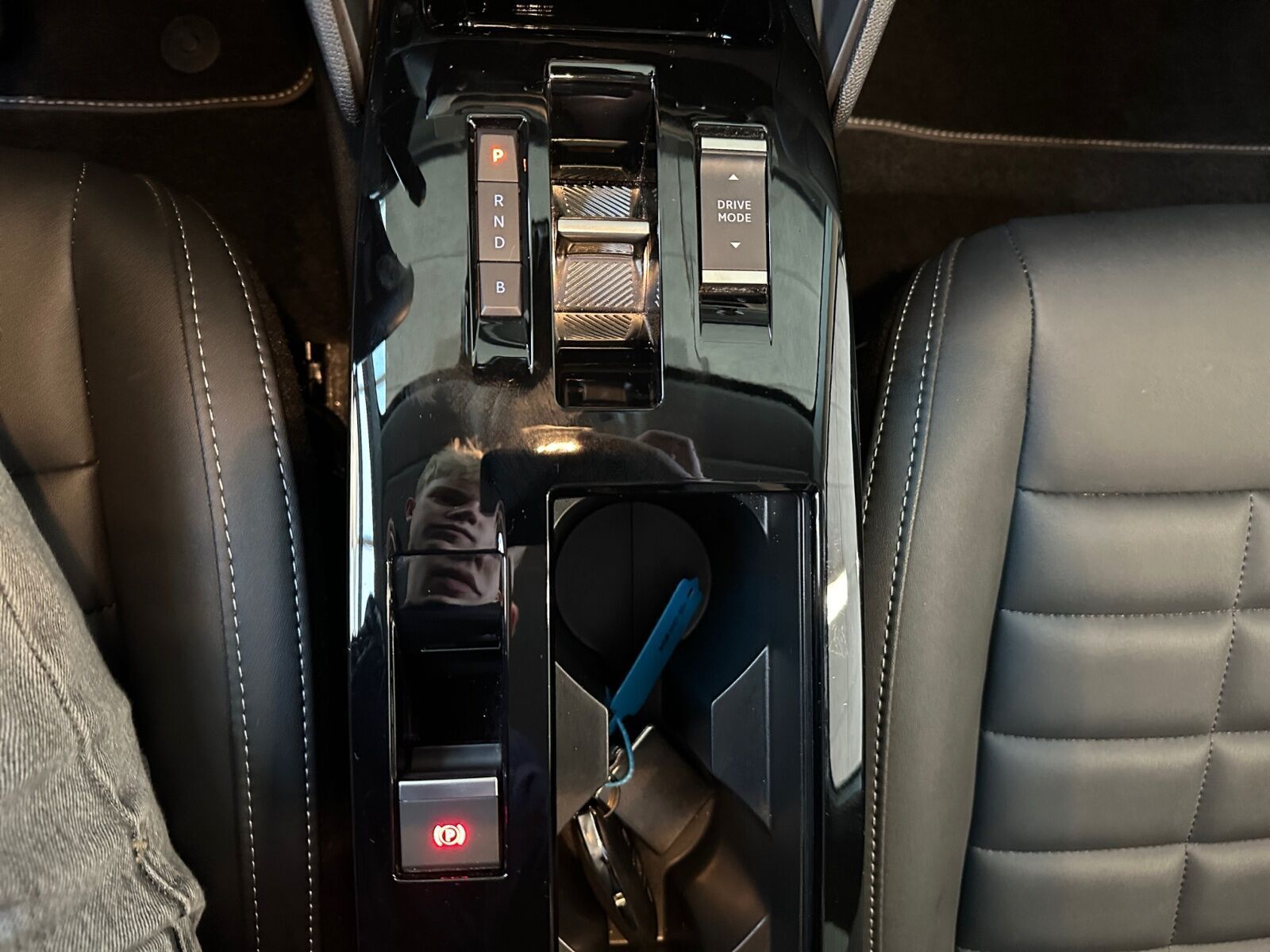 Hvid Citroën ë-C4 fra 2025