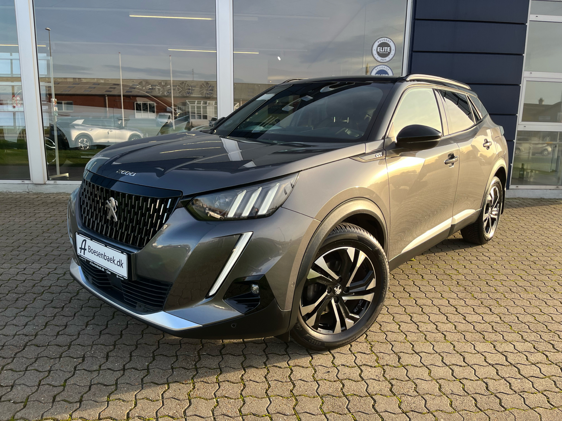 Peugeot 2008 1,2 1,2 PureTech GT EAT8 130HK 5d 8g Aut.