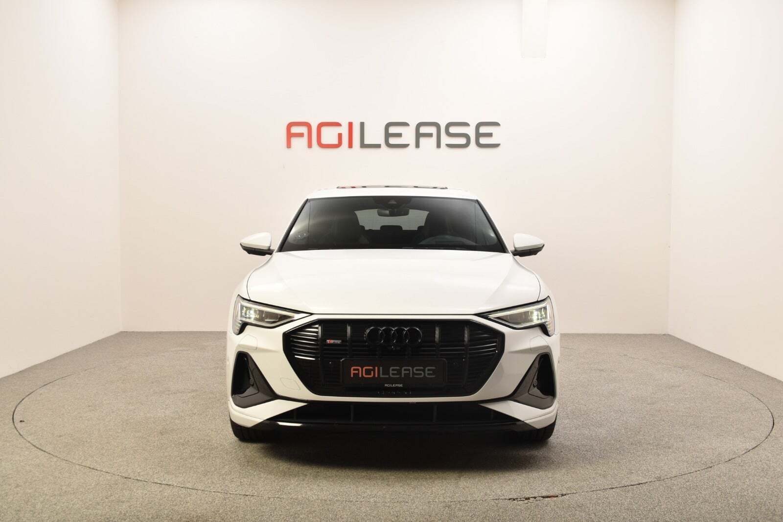 Audi e-tron 55 S-line quattro