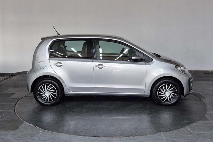 Grå VW UP! fra 2018