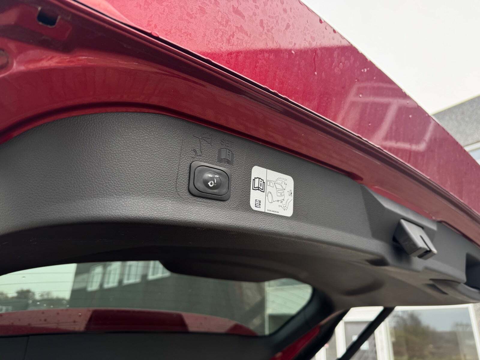 Rød Ford Kuga fra 2018