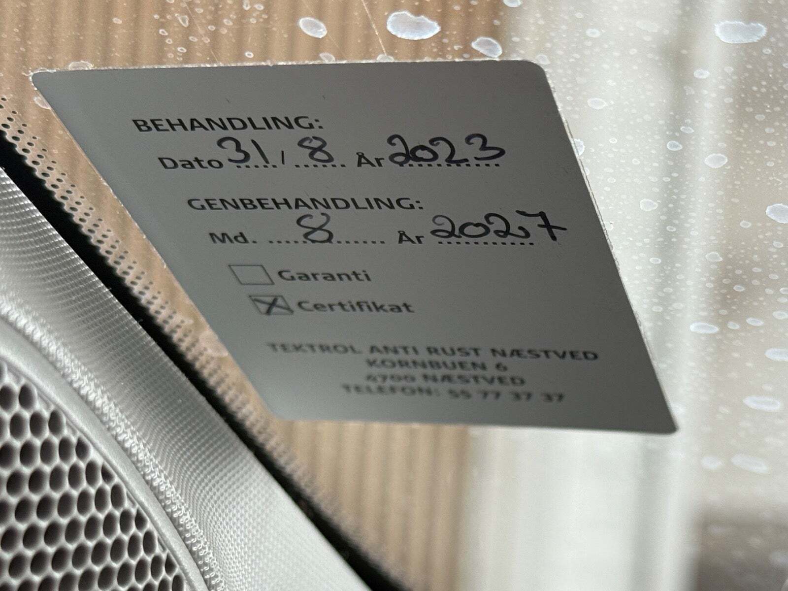 Hvid Opel Karl fra 2018