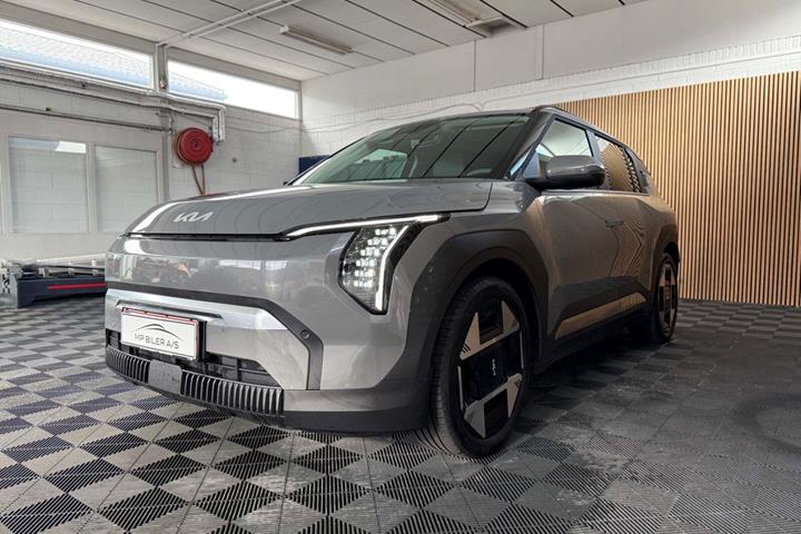 Grå Kia EV3 fra 2025