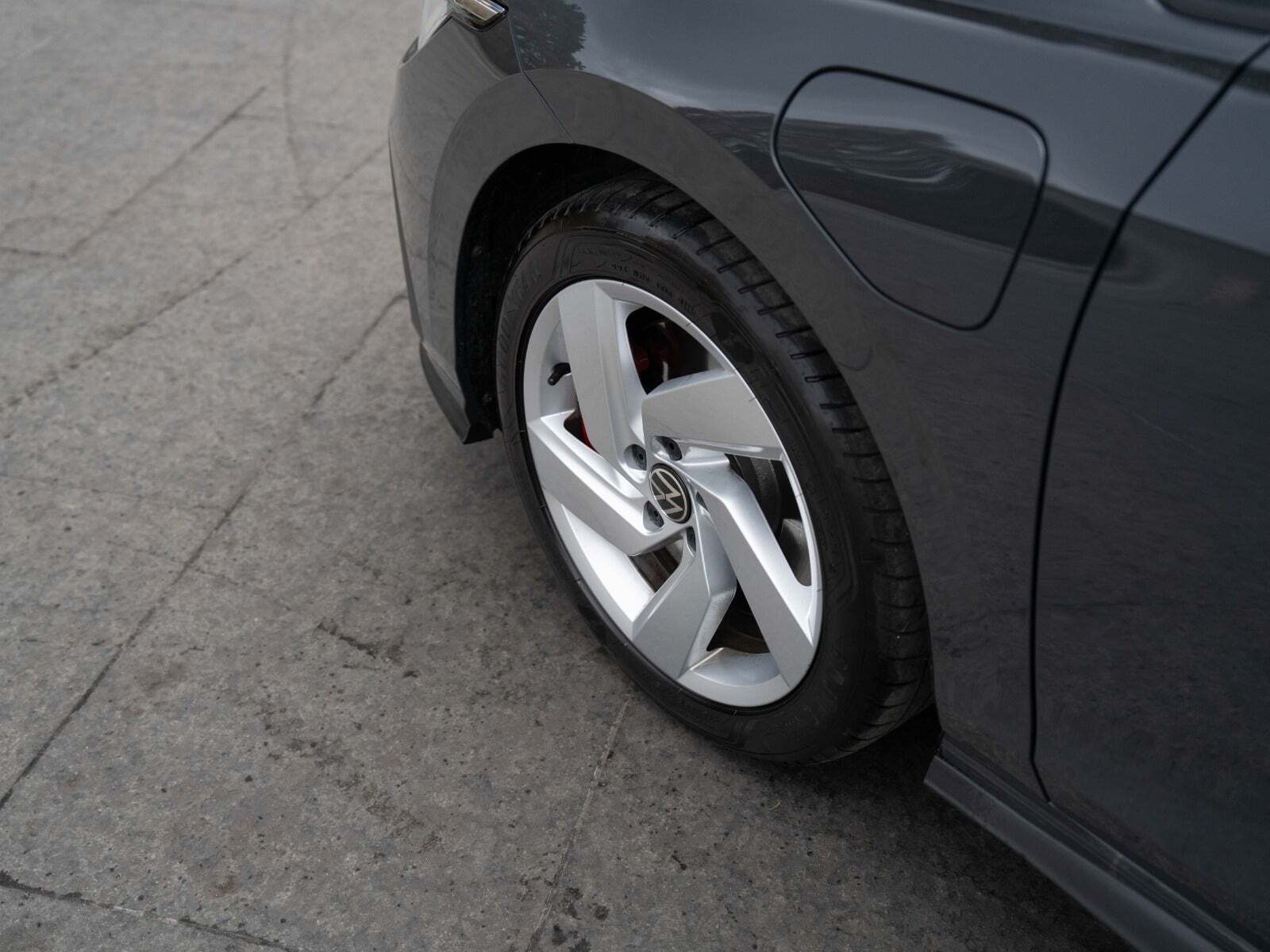 VW Golf VIII 1,4 GTE DSG