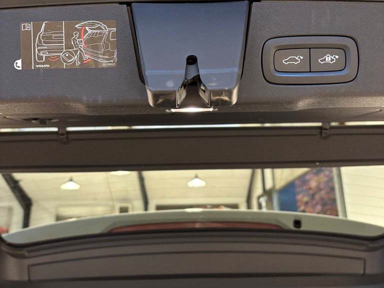 Volvo XC60 2,0 T4 190 R-Design aut.