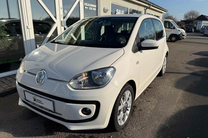 Hvid VW UP! fra 2013 set udefra