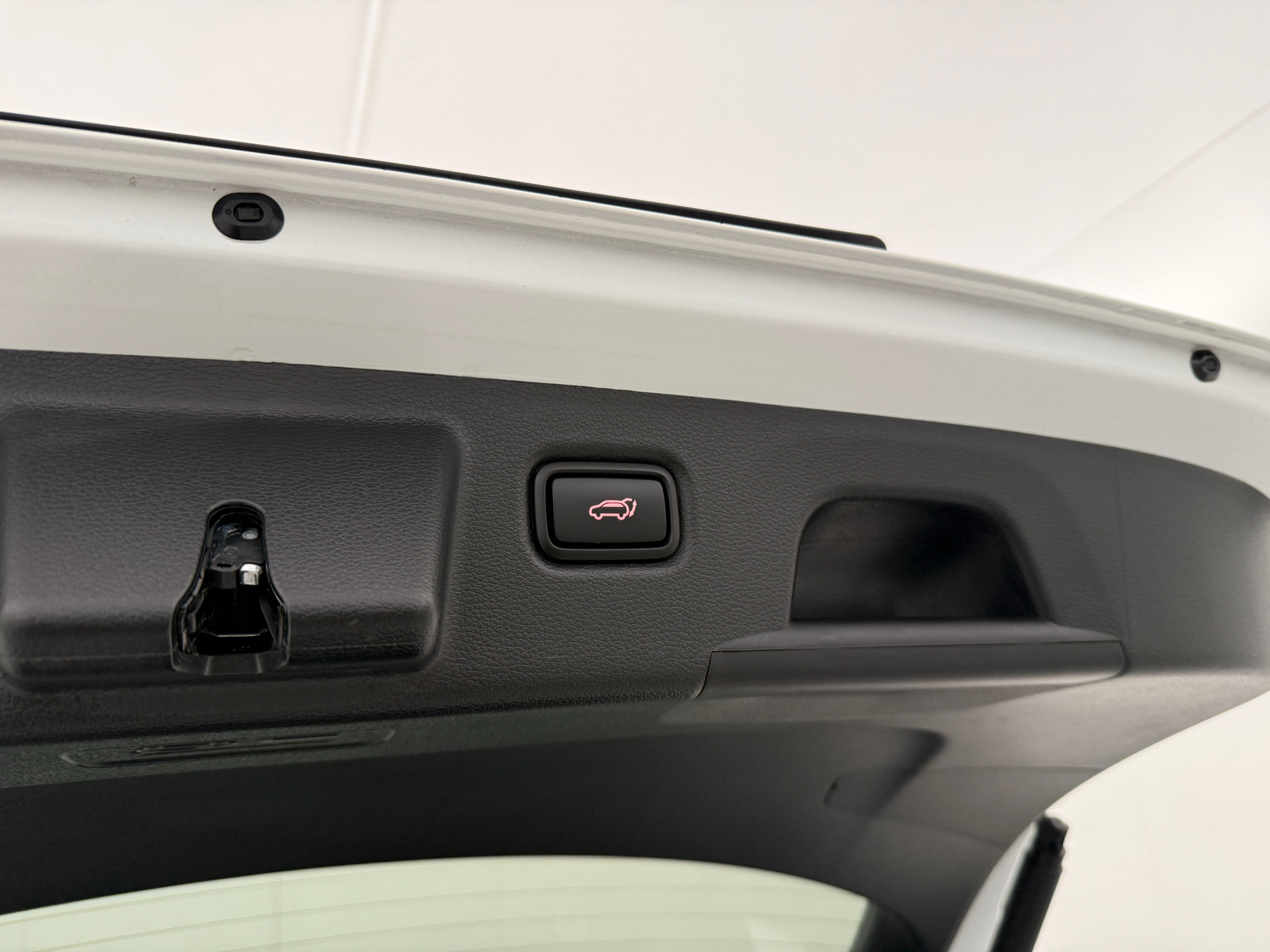 Hvid Kia Ceed fra 2024