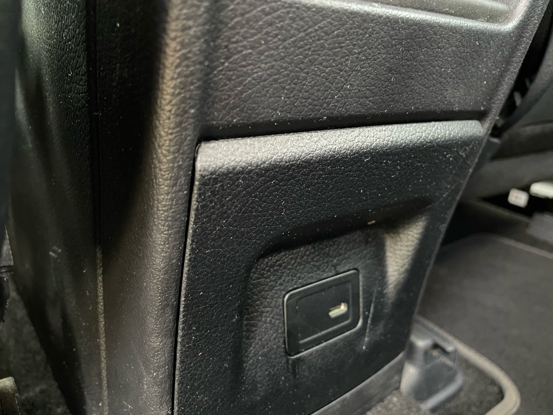 Sort Mercedes EQA 250 fra 2021