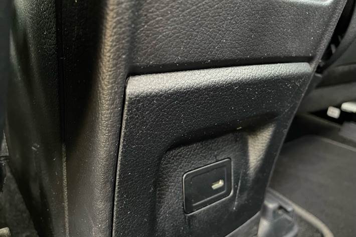 Sort Mercedes EQA 250 fra 2021