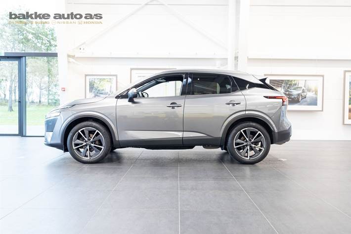 Sølv Nissan Qashqai fra 2023