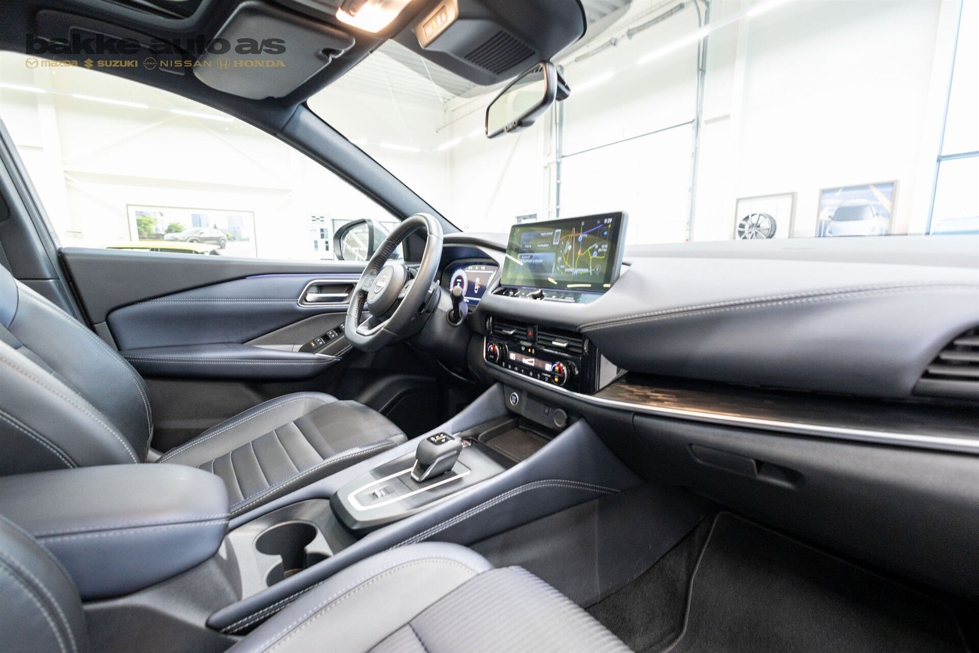 Sølv Nissan Qashqai fra 2023