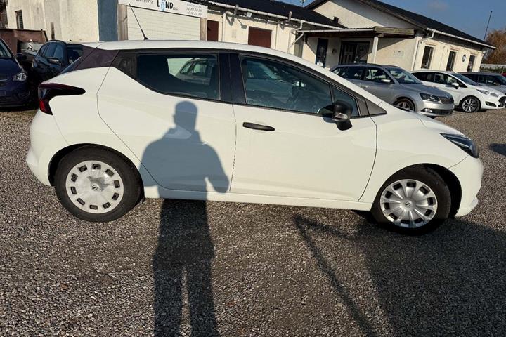Hvid Nissan Micra fra 2017