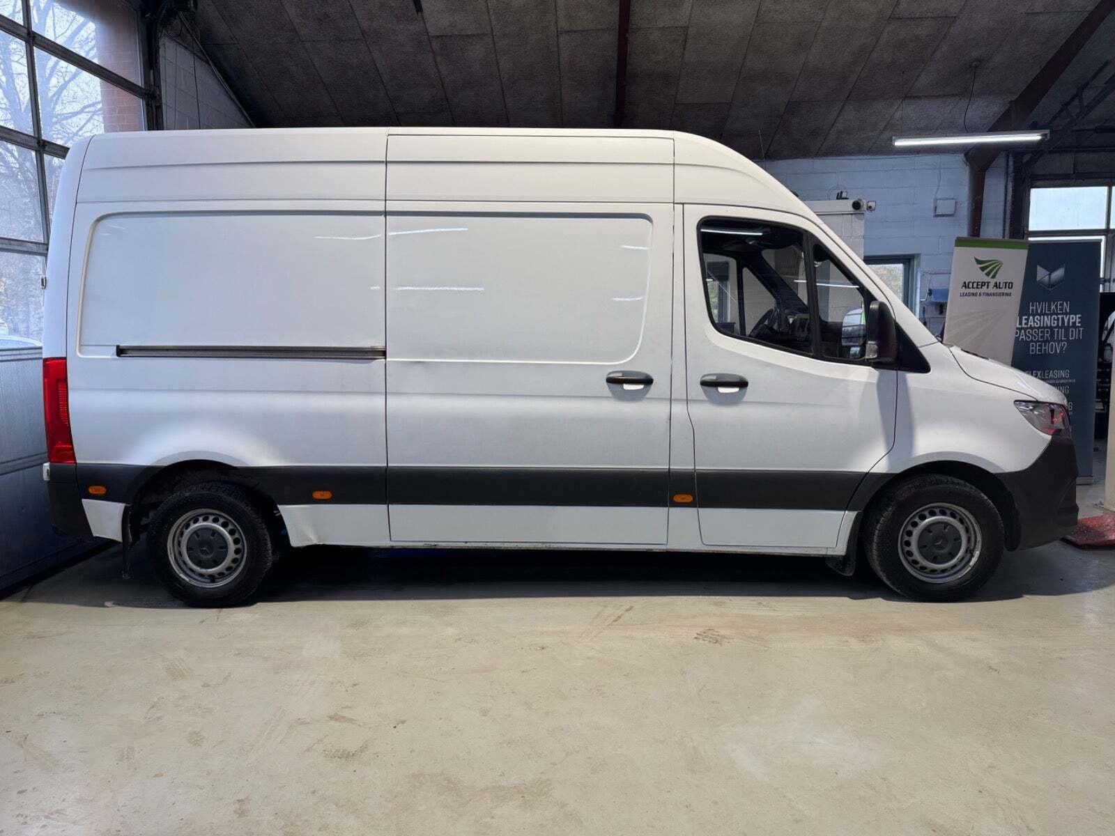 Mercedes Sprinter 314 2,2 CDi A2 Kassevogn aut. FWD
