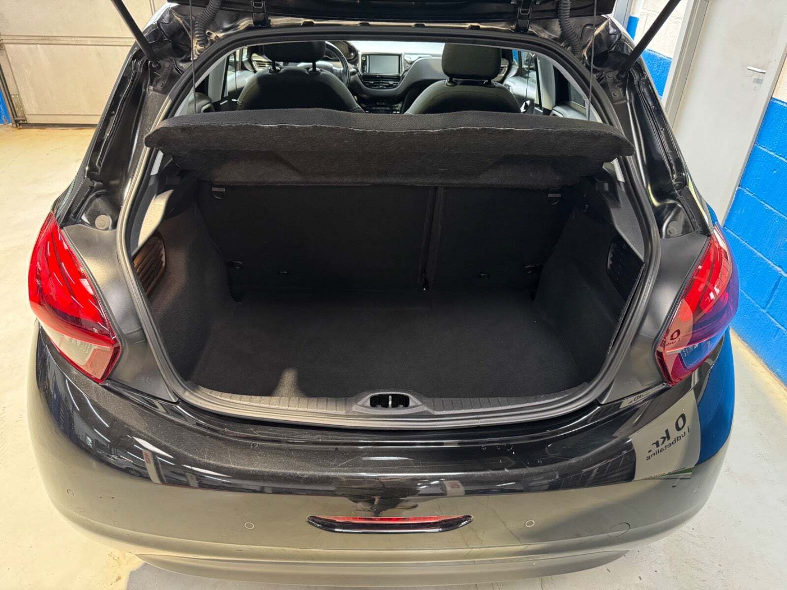 undefined Peugeot 208 fra 2020