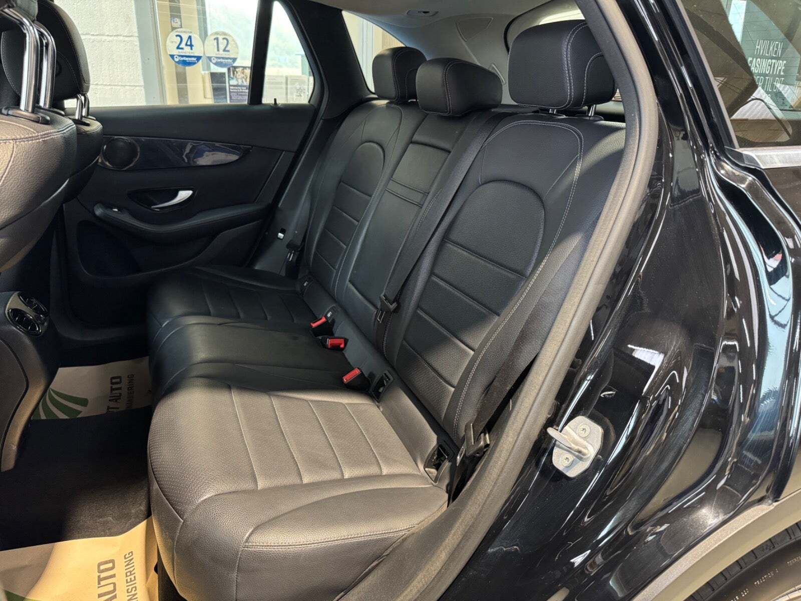 Sort Mercedes GLC220 d fra 2018
