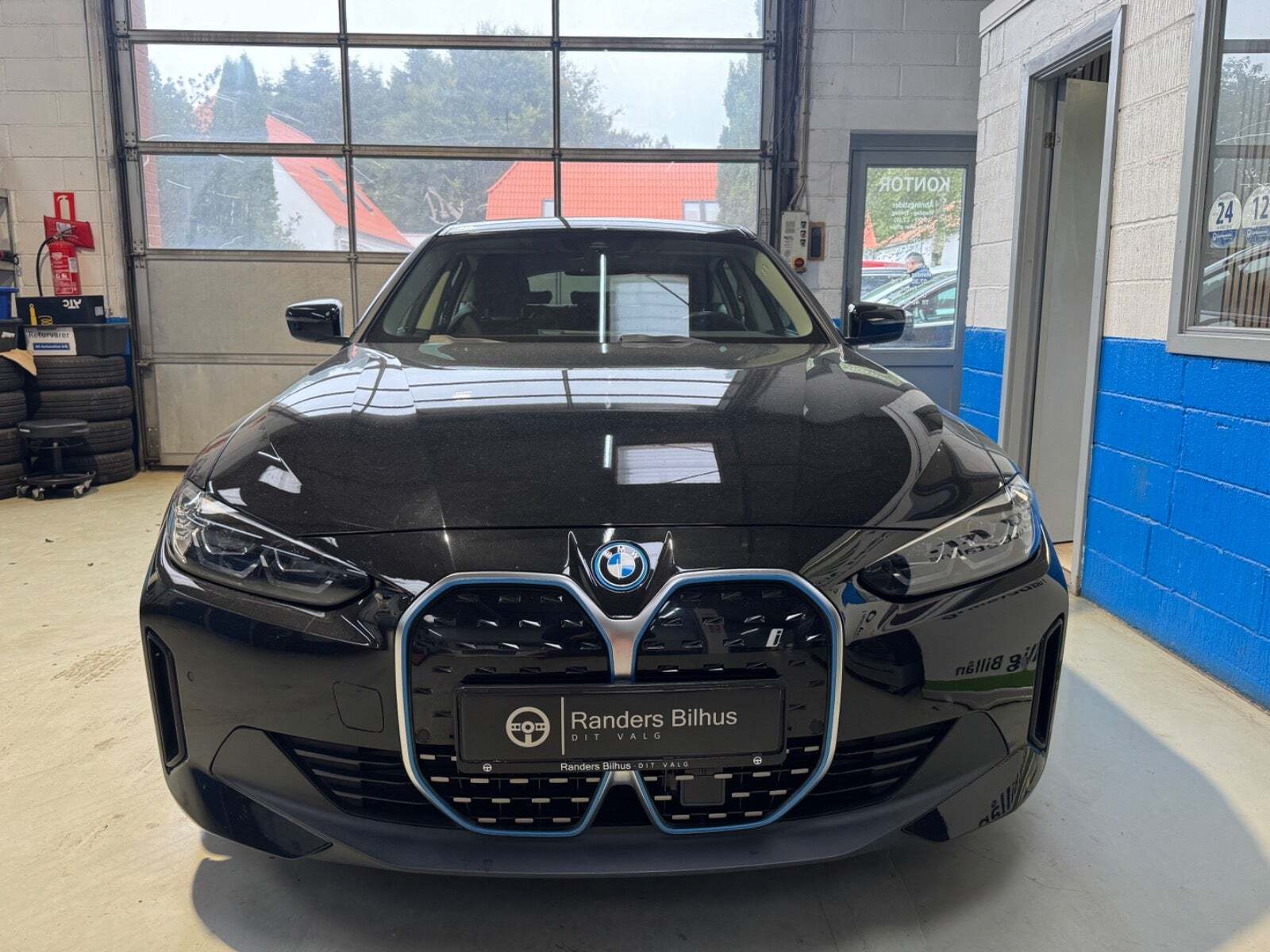 BMW i4 eDrive40