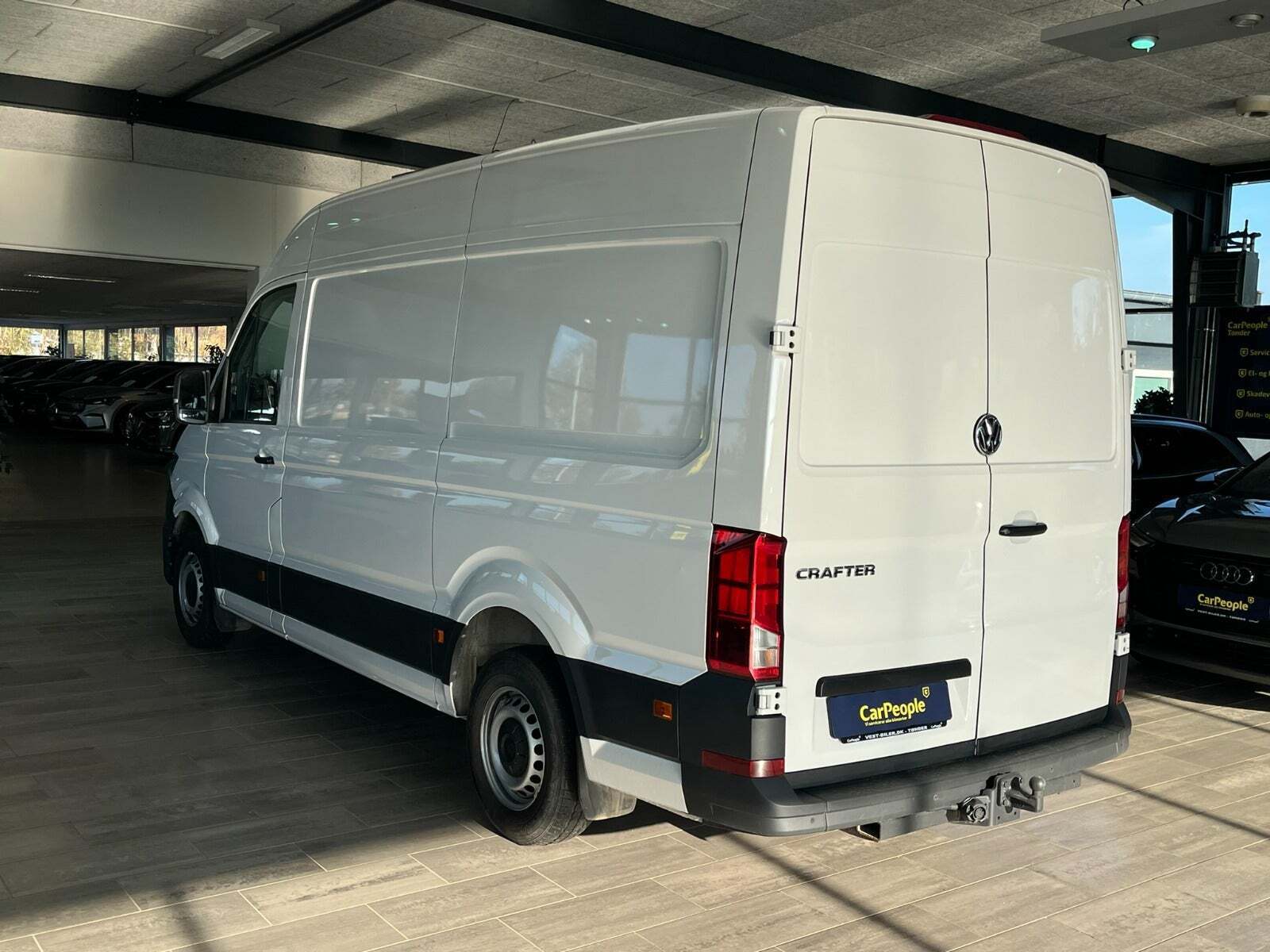 VW Crafter 35 2,0 TDi 102 Kassevogn L3H2