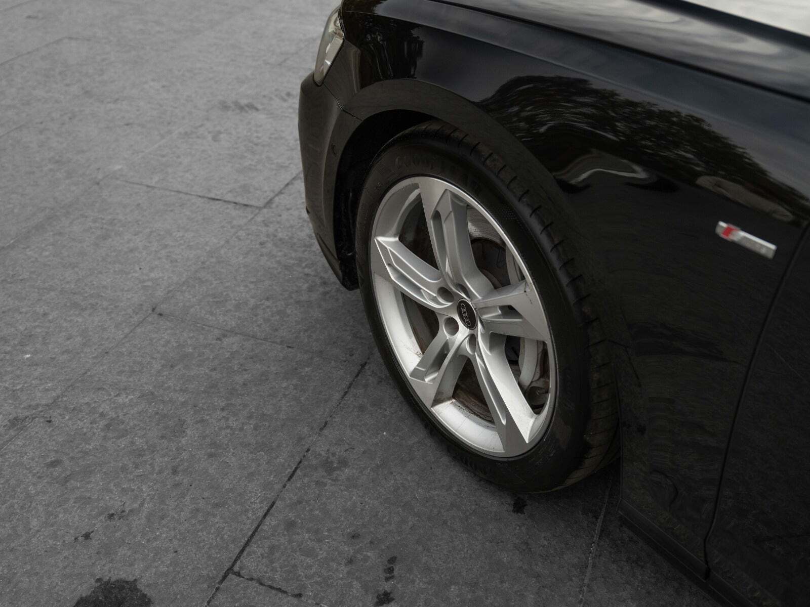 Audi A8 60 TFSi e quattro Tiptr.