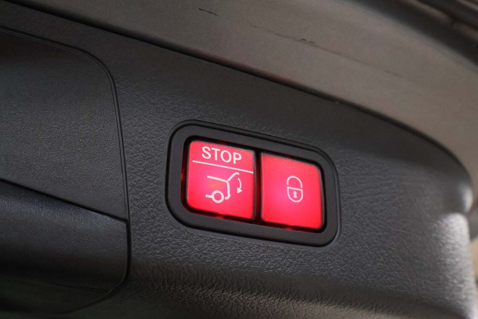 Grå Mercedes EQA250 fra 2022