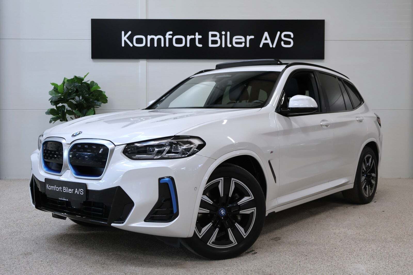 BMW iX3 Charged M-Sport