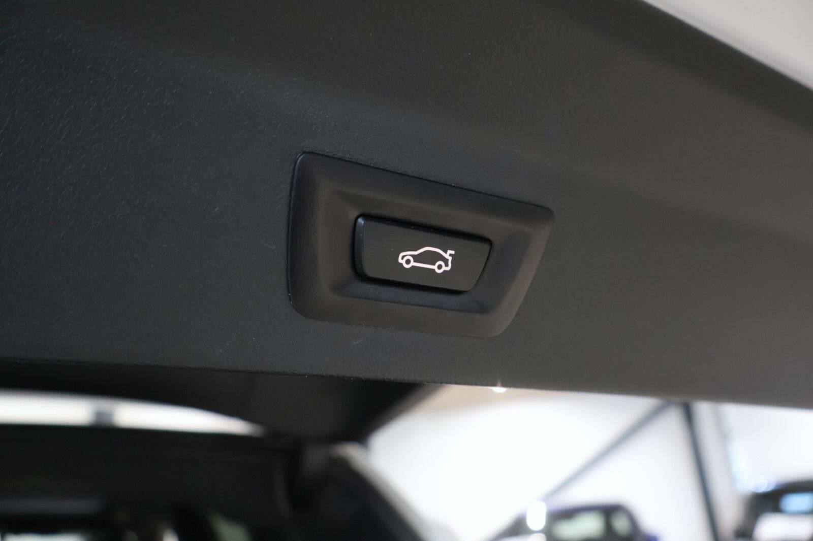 Hvid BMW iX3 fra 2022