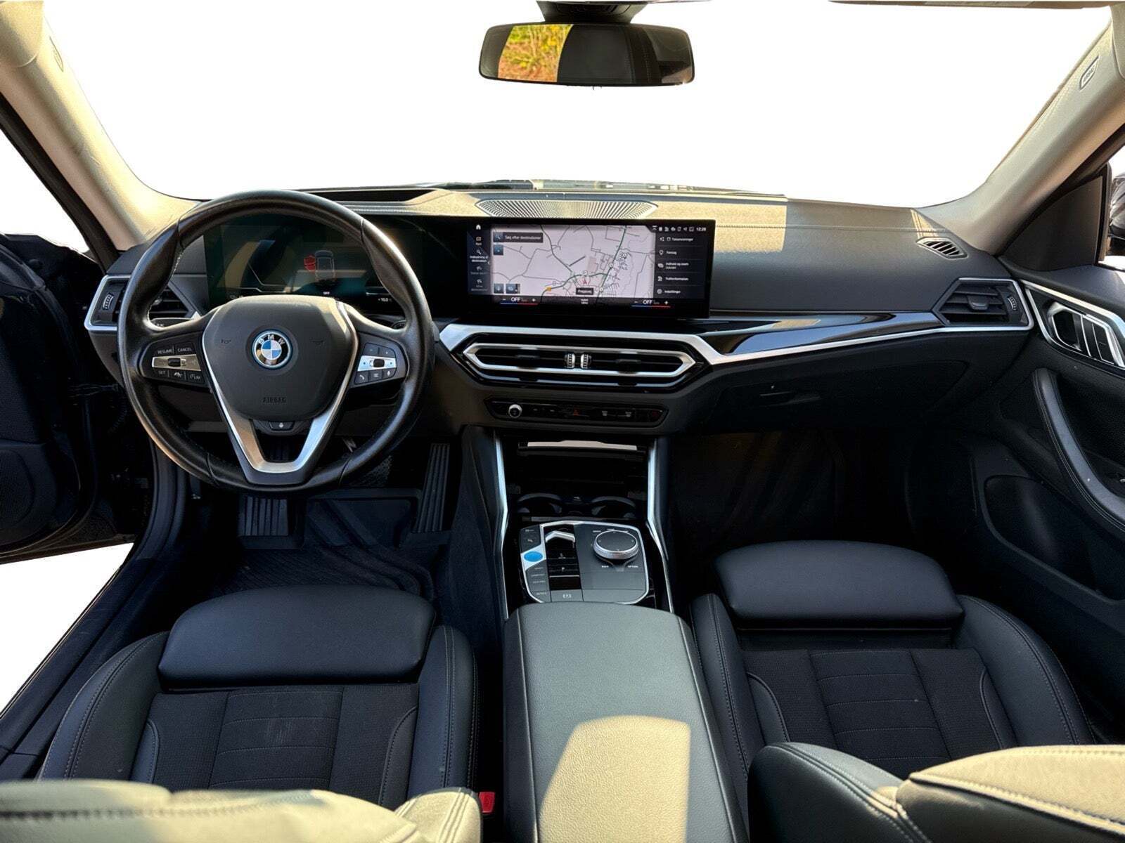 Sort BMW i4 fra 2024