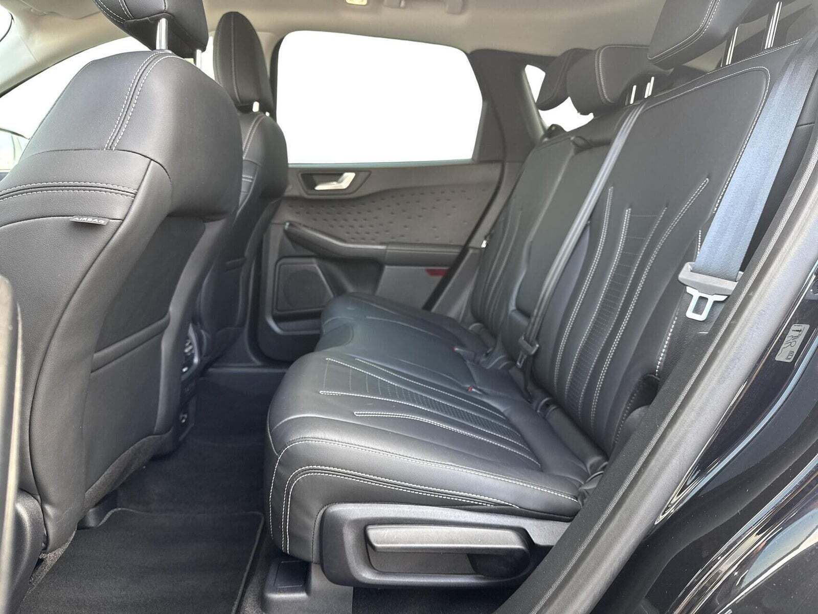 Ford Kuga 2,5 PHEV Vignale CVT